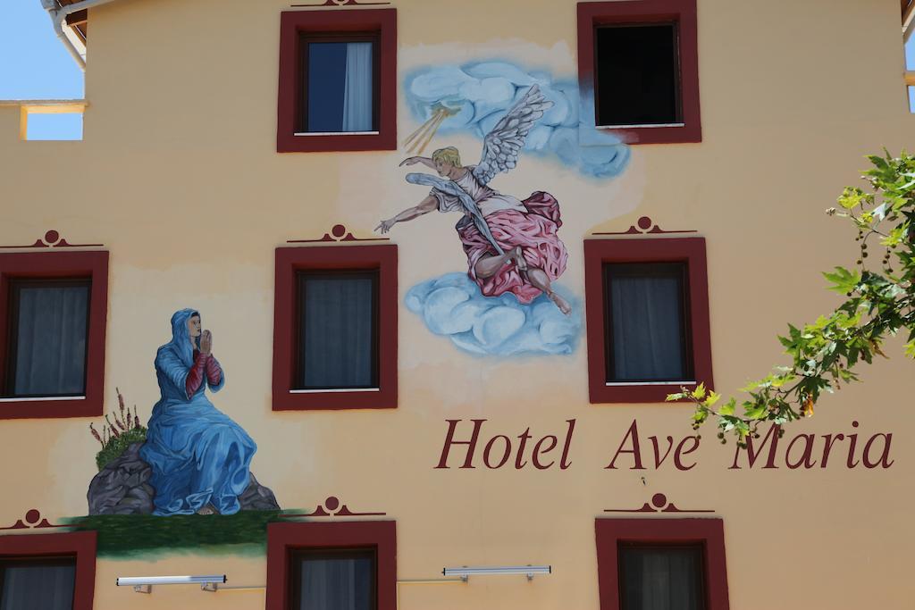 Hotel Ave Maria Сельчук Екстер'єр фото